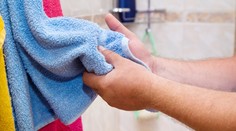 Usádzajú a množia sa na nich baktérie ovplyvňujúce naše zdravie. Ako často by sme mali prať uteráky