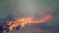 Vzácny úkaz v Kalifornii. Z lesného požiaru sa vytvoril ohnivý vír