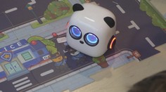 Obdobie klasických hračiek je už za nami. V Prievidzskej škôlke majú deti minirobota