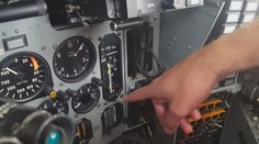 Čo naozaj spôsobilo pád stíhačky? Získali sme výpoveď muža, ktorý opísal možnú príčinu