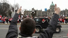 V Ottawe vyhlásili stav núdze, protesty proti očkovaniu sa vymkli spod kontroly