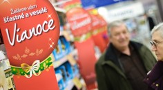 Ceny potravín opäť narástli. Za vianočný nákup si tento rok poriadne priplatíte (výpočet + tabuľka cien)