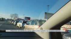 Panika v Poľsku: Ľudia si robia zásoby benzínu, potravín a hotovosti