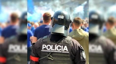 Polícia rieši útok na hasičov počas finále SP vo futbale. Fanúšikovia narobili aj ďalšie problémy