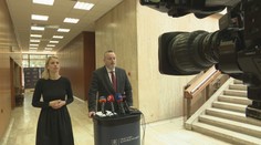 Koalícia hľadá peniaze na pomoc ľuďom v núdzi: Krajniak prišiel s nápadom zaviesť vyššie dane pre najväčšie firmy