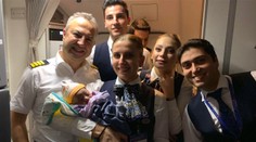 Žena porodila vo výške 12-tisíc metrov nad zemou