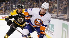 Chárov Boston prehral doma s Buffalom 2:4. Marner z Toronta s bilanciou 2+3