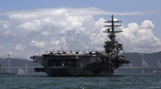 Ruské vojenské lietadlá sa priblížili k americkej lietadlovej lodi