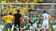 VIDEO: Angličania bezgólovo remizovali so Švédmi na ME 21