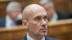 SaS má USB kľúč s menami a rodnými číslami 20-tisíc ľudí. Má ísť o údaje v súvislosti s energopomocou