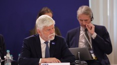 Spor o účasť na summite NATO vygradoval, Pavel podal kompetenčnú žalobu a hovorí o nezodpovednosti