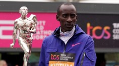 Svetový rekordman v maratóne Kelvin Kiptum (†24) a jeho tréner zahynuli pri autonehode