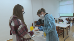 Koľkí z neočkovaných majú vytvorené protilátky? Boli sme sa pozrieť na testovanie na Kysuciach