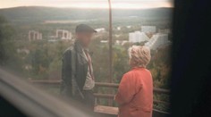 Tajné stretnutie Evy Gregorovej pobúrilo fanúšikov Sľubu: Manžela chce dostať k moci!