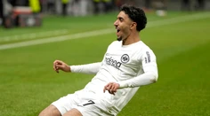 EL: Slavia so Schranzom hrala vo Frankfurte vyrovnanú partiu. Postup je naďalej v hre
