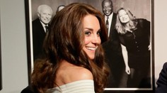 Nádhera, nádhera, nádhera! V takýchto šatách ste ešte Kate Middleton nevideli