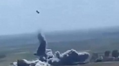 Samovražedný útok sa nepodaril. Auto explodovalo skôr ako malo