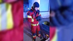 Stovky prasiatok unikali pred plameňmi. Hasiči ich pri Pezinku vynášali z horiacej haly (FOTO)