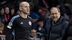 Weiss junior nebol v Lige majstrov ani na súpiske Slovana. Jeho otec vysvetlil dôvody