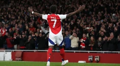 Premier League: Nottingham si dláždi cestu do Ligy majstrov, Arsenal boj o titul nevzdáva