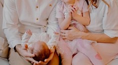 Zo speváčky Olgy Lounovej je dvojnásobná mama. Na pódiu stála do poslednej chvíle