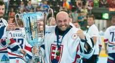 Slovenskí hokejbalisti na MS v Pardubiciach zabojujú o zlatý hetrik