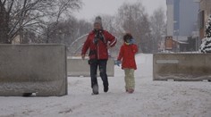 Zbytočné opachy alebo opodstatnené opatrenie? Na našich trhoch pribúdajú betónové zátarasy