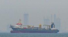 Iránske Revolučné gardy tvrdia, že uzavreli kľúčový Hormuzský prieliv