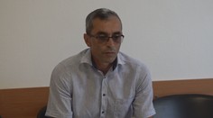 Súd oslobodil tenisového trénera obžalovaného zo zneužívania 12-ročnej zverenkyne. Jej otec sa po rozsudku rozplakal