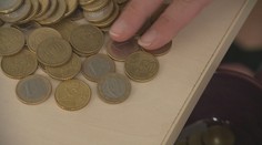 Vianoce sú preč, peniaze chýbajú. Slováci hromadne škrtajú výdavky