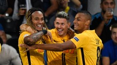 LM: Ajax aj AEK uspeli v prvých dueloch play off, Záhreb remizoval v Berne