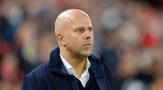 Liverpool pokračuje v katastrofálnych výsledkoch. Slot sa o svoje miesto však nebojí