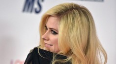 Avril Lavigne sa zjavila na červenom koberci. Takto dnes vyzerá