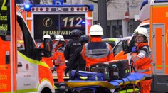 Štyria zranení po streľbe v Nemecku. Útok môže súvisieť s pojednávaním na neďalekom súde