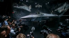 VIDEO: Rusko odhalilo svoju „neviditeľnú“ stíhačku. Šachmat má konkurovať americkým strojom F-35