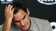 Federer podstúpil operáciu a vynechá aj Roland Garros