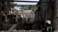 FOTOGALÉRIA: Deväťposchodovú bytovku zasiahla ruská strela. Záchranári hľadajú v sutinách ranených