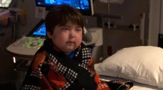 Len šesťročný chlapec má tak vzácnu chorobu, že zatiaľ nemá ani názov