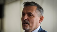 Generálny tajomník Lukáš Machala mal dopravnú nehodu. Museli ho previezť do nemocnice