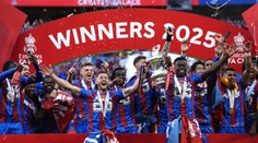 Šokovali svet triumfom v FA Cupe, čelia však rovnakým problémom ako Dunajská Streda. UEFA nemala zľutovania