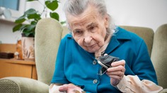 Poslanci schválili vianočný príspevok dôchodcom necelých 13 eur, nedostanú ho však všetci