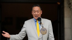 Nevídaný moment. Ústavný súd v Thajsku odvolal premiéra