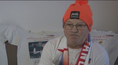 Transparenty, vlajku aj bubon má nachystané. Dôchodca (68) patrí k najväčším fanúšikom Petry Vlhovej