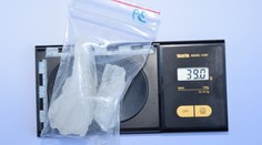 Razia v okrese Dunajská Streda. Dvaja díleri drog skončili za mrežami, usvedčili ich klienti