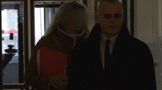 Policajtka, ktorá mala uškodiť obeti znásilnenia, opäť na súde. Prípad sa zamotáva