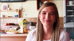 Dominiku následky covidu sprevádzajú dodnes. Niektoré dni sa nedokáže ani osprchovať či pripraviť si jedlo (príbeh)