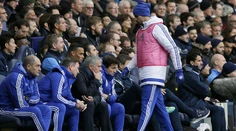 Burlivák Costa hodil po Mourinhovi tréningovú vestu