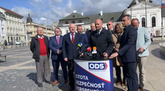 Šesť mimoparlamentných strán malo spoločné vyhlásenie. Vyjadrili podporu Korčokovi