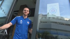 Je rekordérom v počte získaných titulov. Jeho silný vzťah ku klubu vyjadruje aj tetovanie