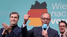 Konzervatívci v Nemecku triumfujú, krajná pravica posilňuje, liberáli vypadli z parlamentu